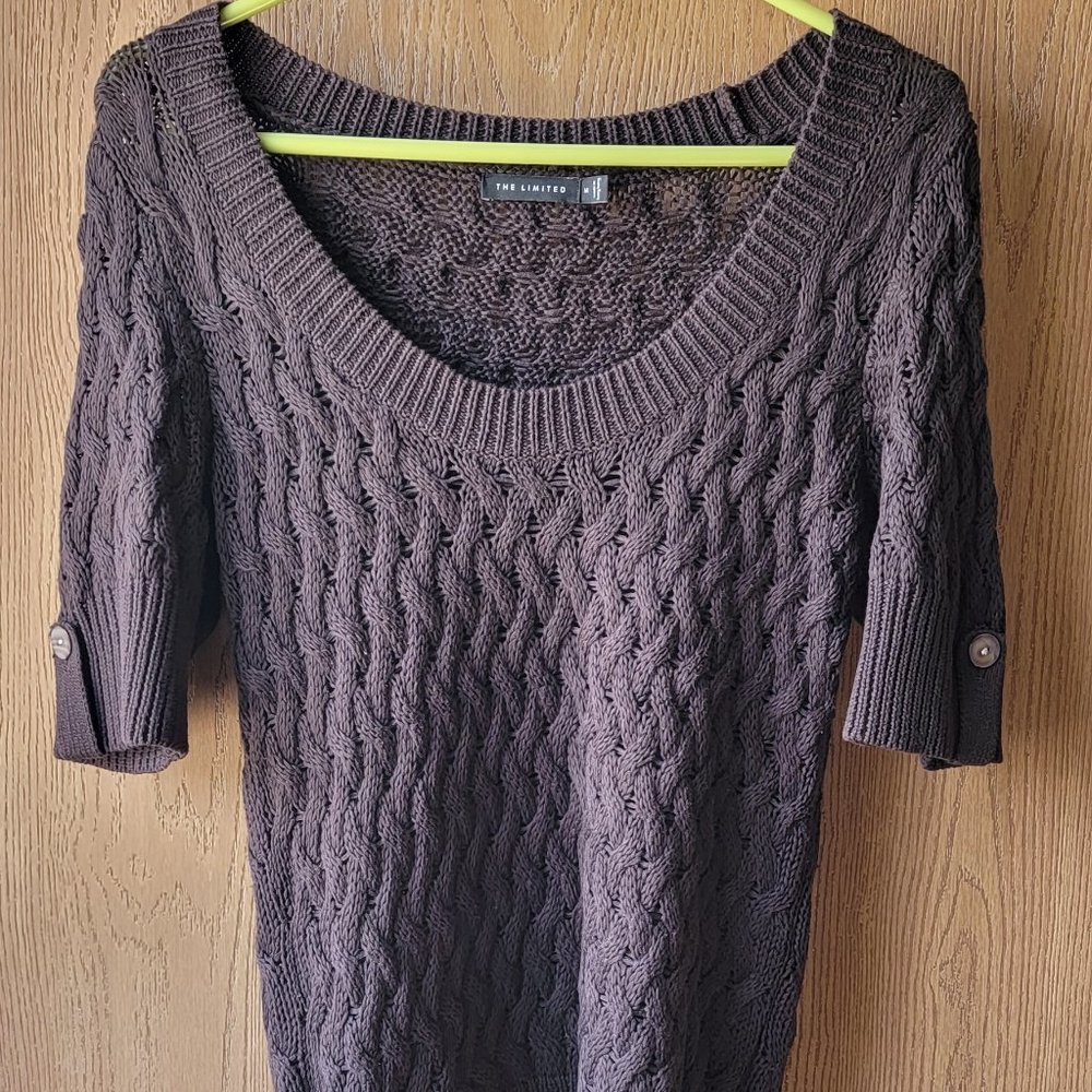The Limited Short Sleeve knit sweater Size M